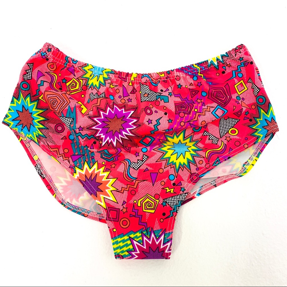 BOOTY POP HIGH WAISTED RAVE SHORTS